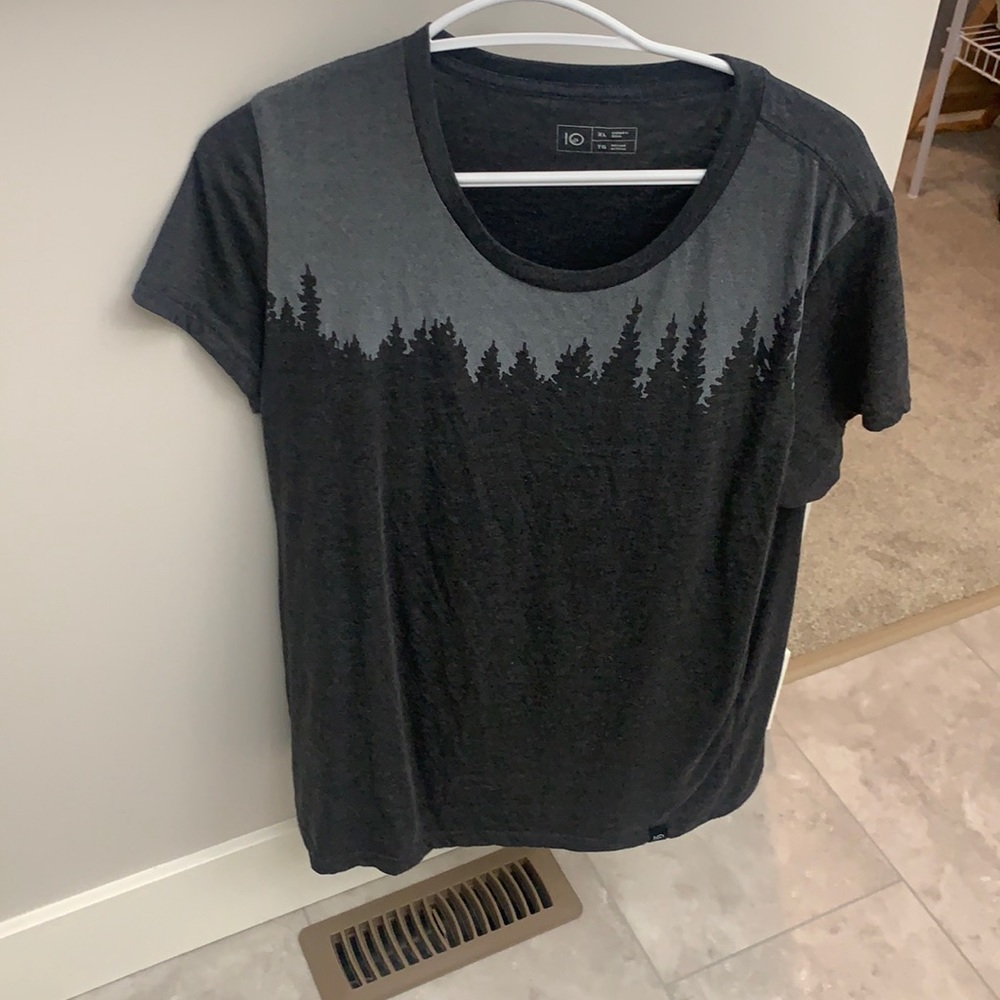 Tentree tshirt